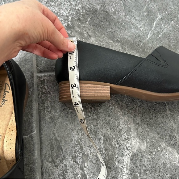 Clarks Juliet Palm Loafer Black Slip On Stacked Heel Size 11 Leather Loafer Fall - Picture 12 of 13